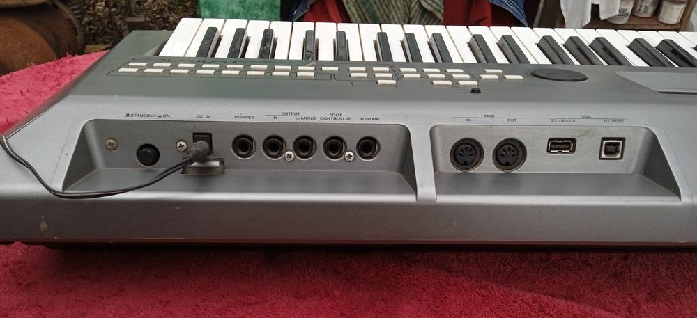 Clavier synth&eacute;tiseur Instruments de musique