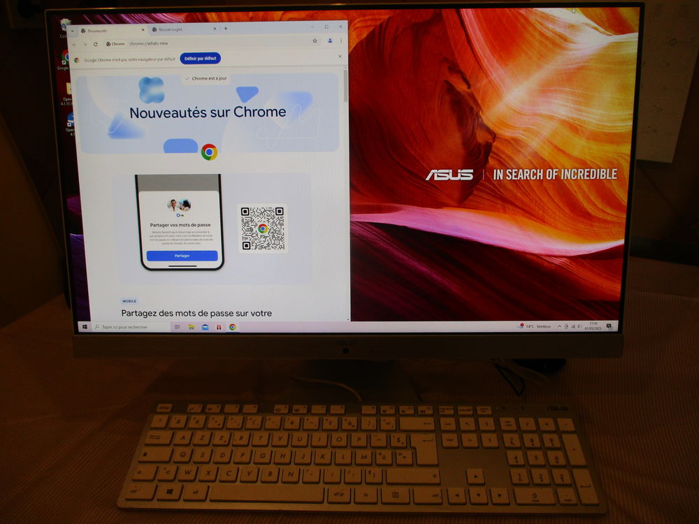 Ordinateur ASUS V241ic - Tout en 1 Matériel informatique