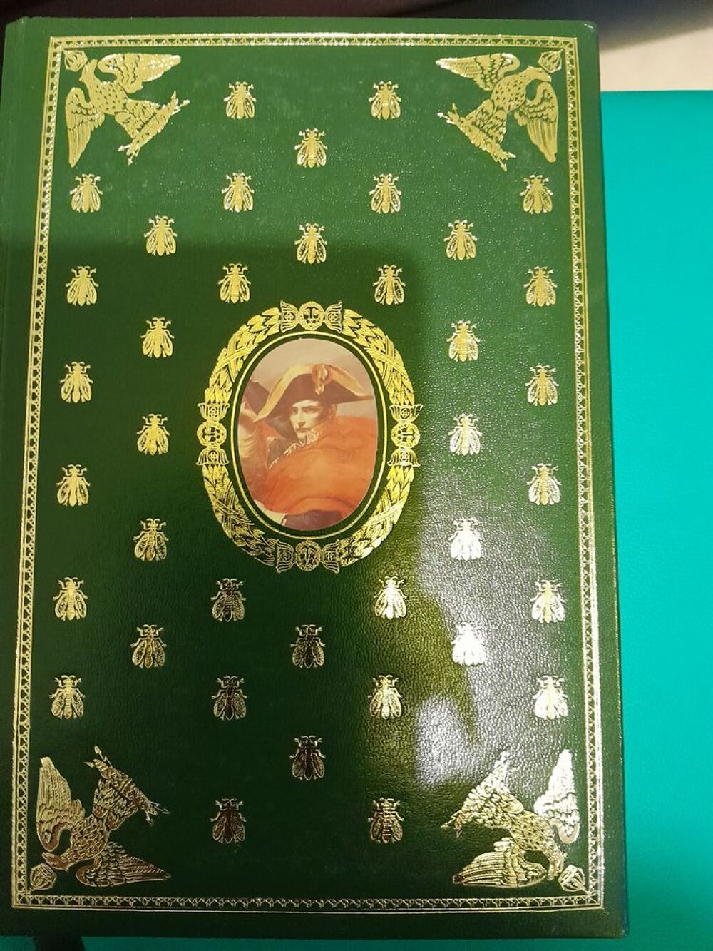 Une collection de 8 volumes de NAPOLEON par Max Gallo Livres et BD
