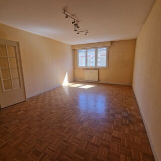  Appartement  vendre 4 pices 83 m