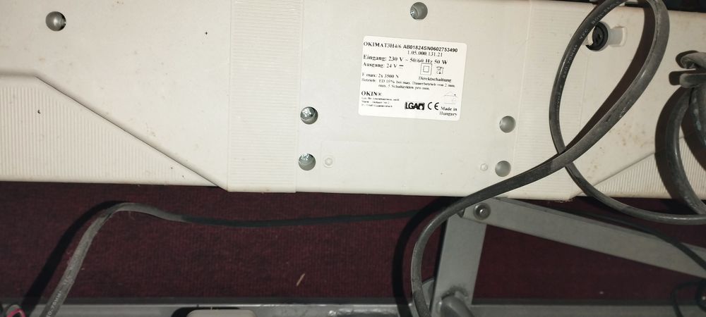 lit sommier &eacute;lectrique OKIMAT de 140 tr&egrave;s bon &eacute;tat Meubles