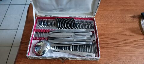 MALETTE 49 NEUF PIECES INOX ARGENTE 55 Frvent (62)