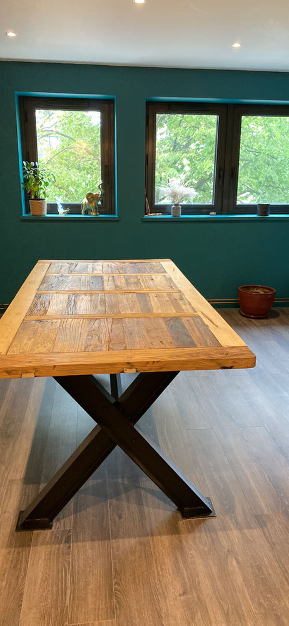 Table de salle &agrave; manger en bois naturel recycl&eacute; janvier 2023 Meubles