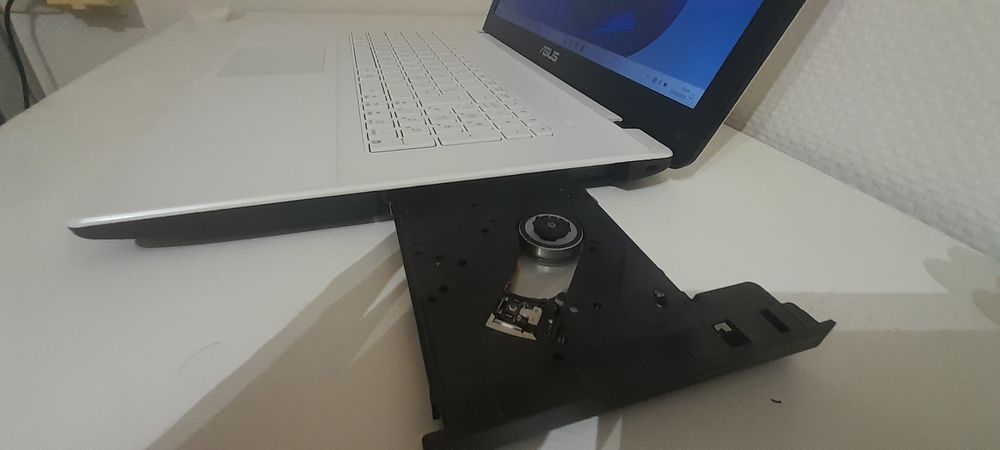 ORDINATEUR PC PORTABLE ASUS Win11 avec ou sans Diag Matériel informatique
