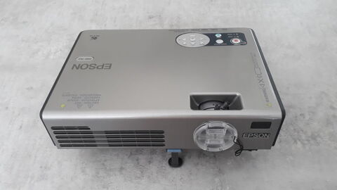 Projecteur LCD - Marque EPSON - Réf. EMP-760 85 Épône (78)