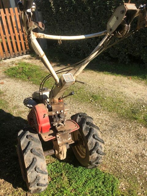 MOTOCULTEUR KUBOTA T620 700 Annesse-et-Beaulieu (24)