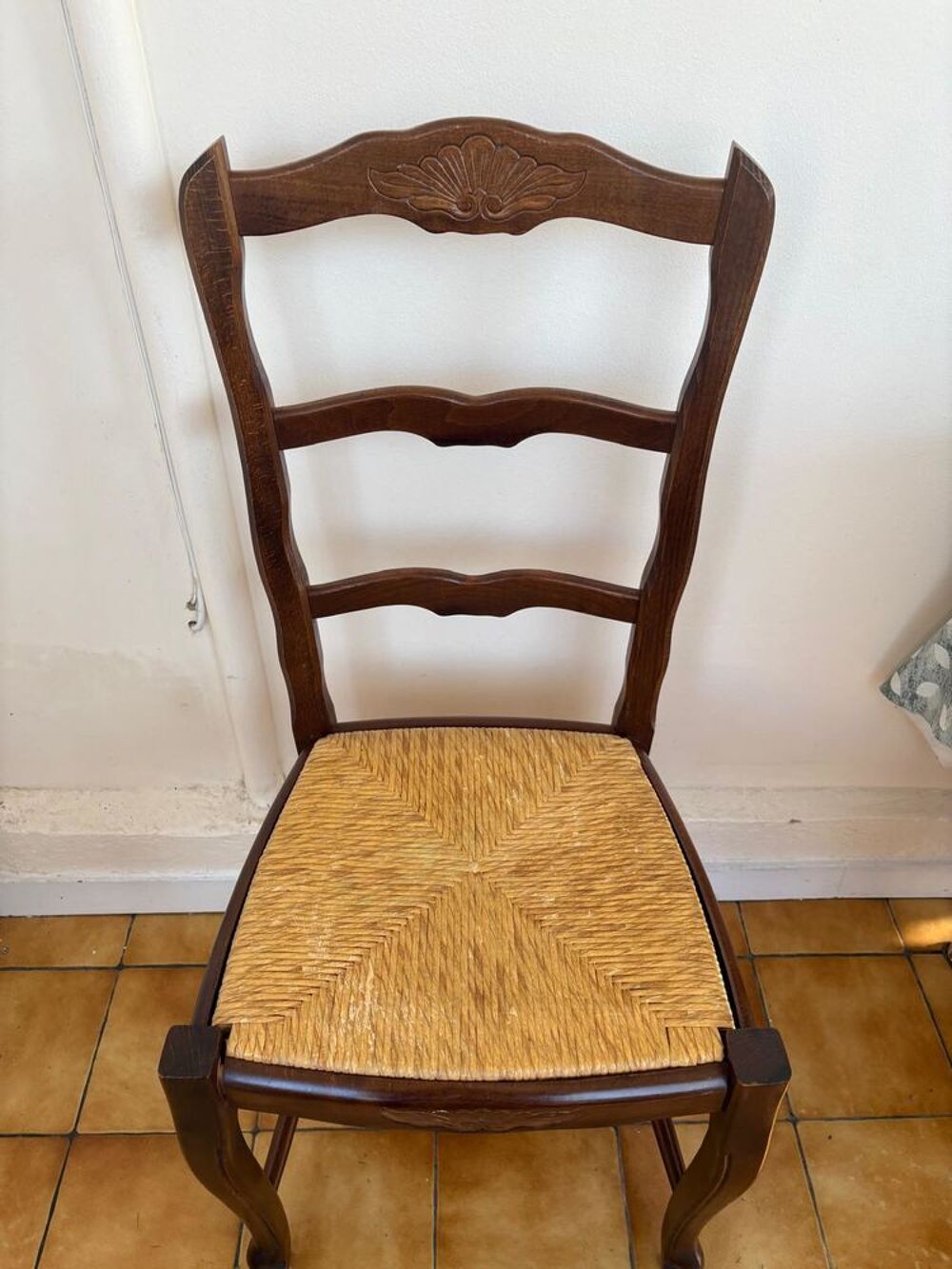 Table avec 4 chaises Meubles