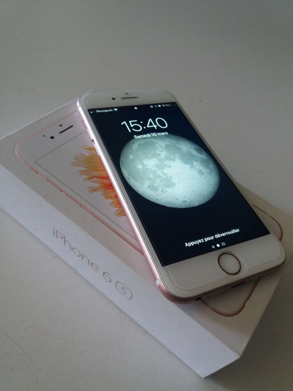 iPhone 6s rose Téléphones et tablettes