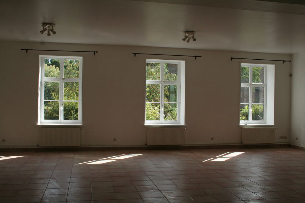 Location Maison Maison 350m2, 4 chambres, au calme avec 2 garages et jardin Lille