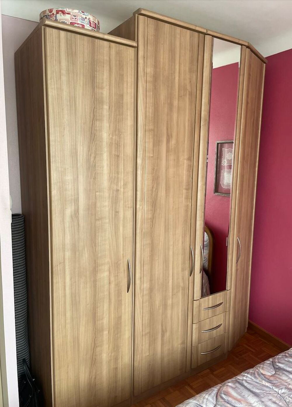 ARMOIRE DRESSING Meubles