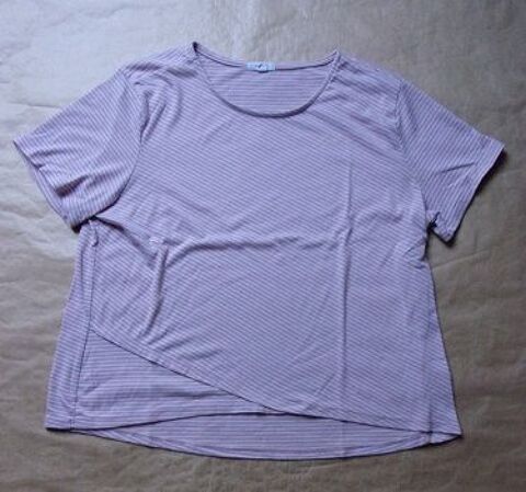 Tee shirt en taille XL  1 Montaigu-la-Brisette (50)