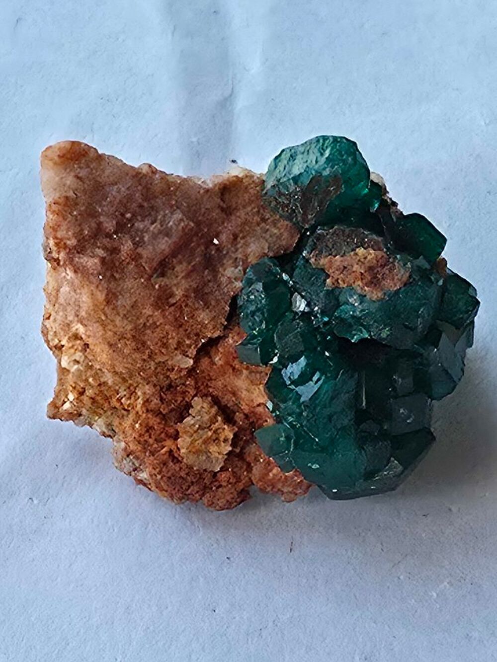 Cristaux de Dioptase Verte sur Gangue-Collection (12g) 