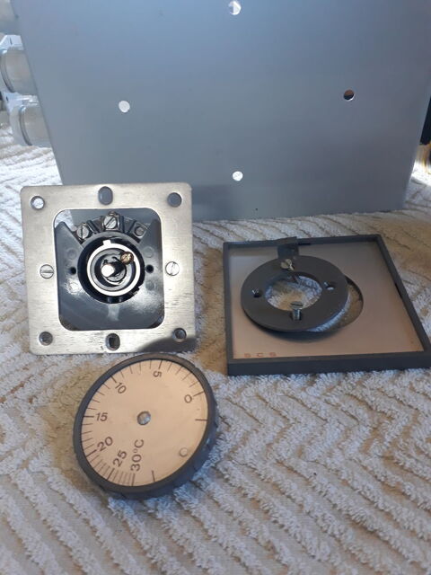 Landis & Staefa 02176 Control System PU-T30 Setpoint Regulat 14 Serres-Castet (64)