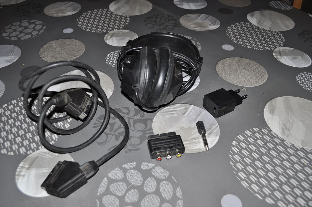 Casque pour cha&icirc;ne hi-fi et prises p&eacute;ritel Audio et hifi
