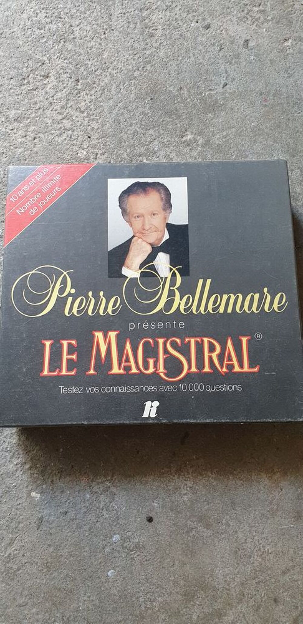  Jeu de soci&eacute;t&eacute; Le Magistral. Jeux / jouets