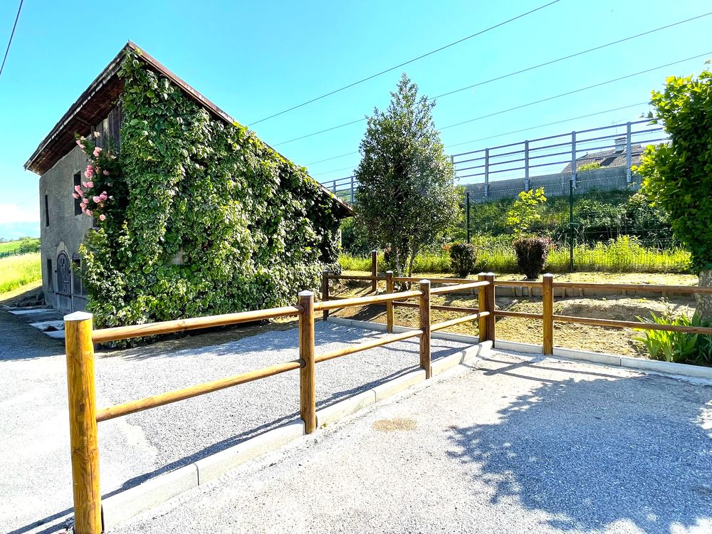 Vente Remise/Grange petit local entrepôt garage à rénover 5 minutes frontière Reignier