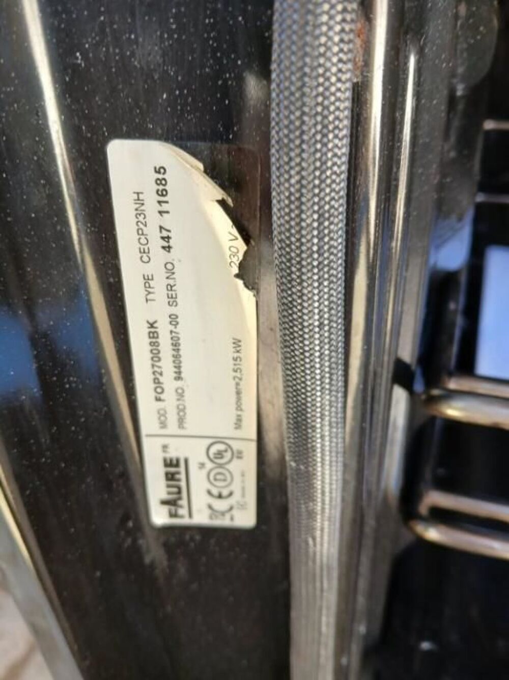 Four encastrable Electroménager