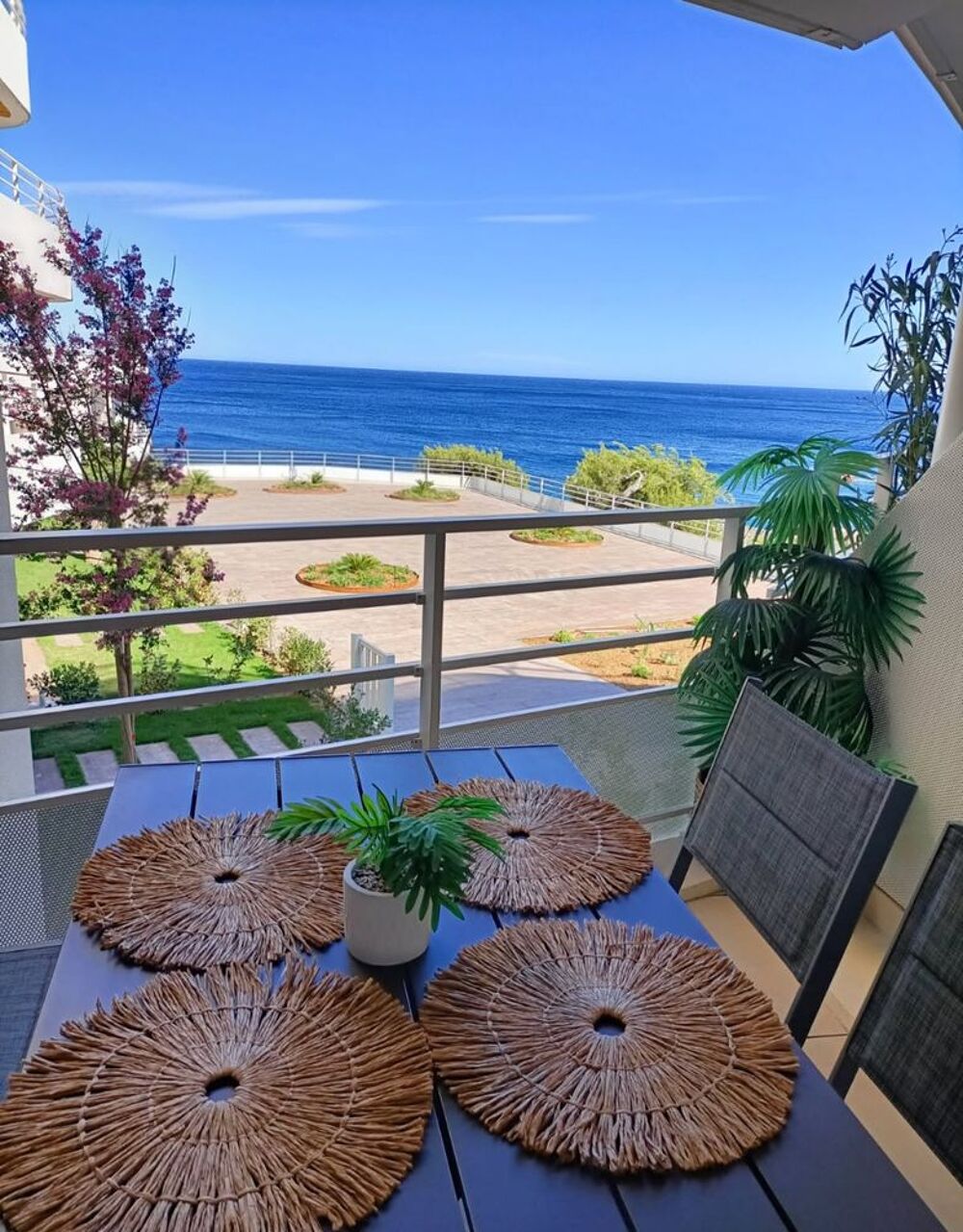 Vente Appartement Site exceptionnel sur la Côte d'Azur : la corniche d'or Saint-raphaël