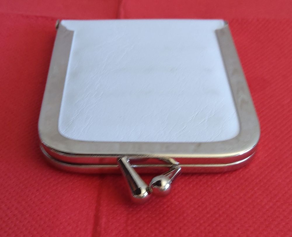 Petite trousse &agrave; couture Maroquinerie
