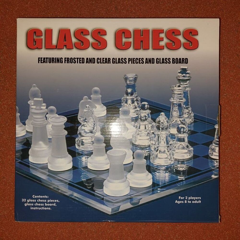 Jeu d'&eacute;checs en verre &eacute;chiquier transparent givr&eacute;
Jeux / jouets