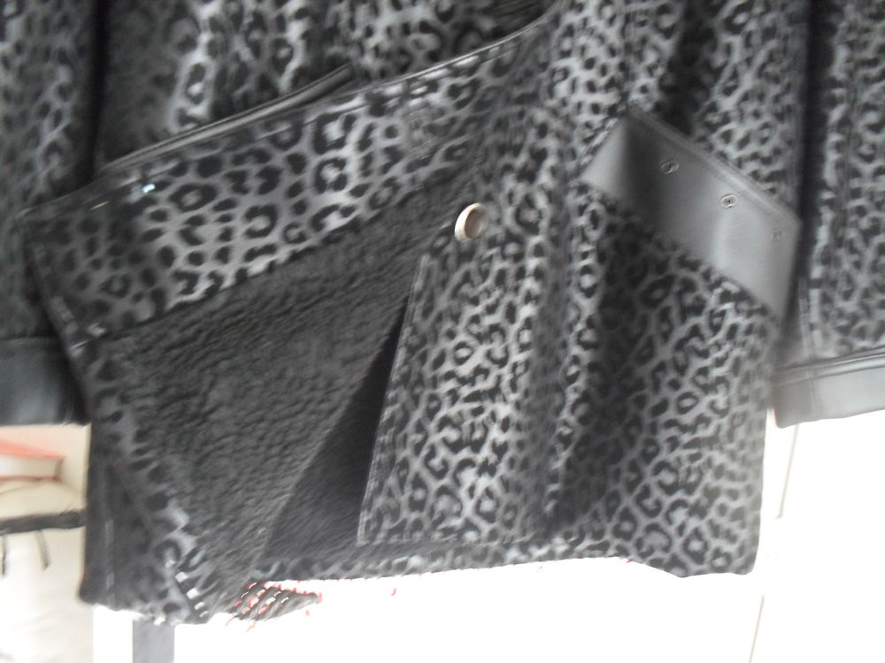 Manteau 3/4 fourr&eacute; Vêtements