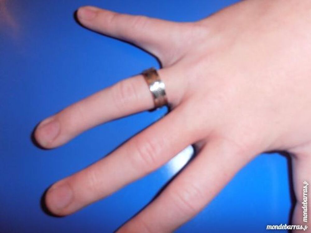 Bague en acier (28b) Bijoux et montres