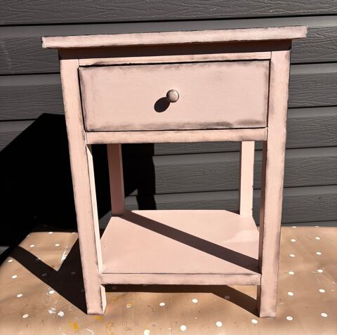 TABLE DE NUIT Sainte-H�l�ne (33)