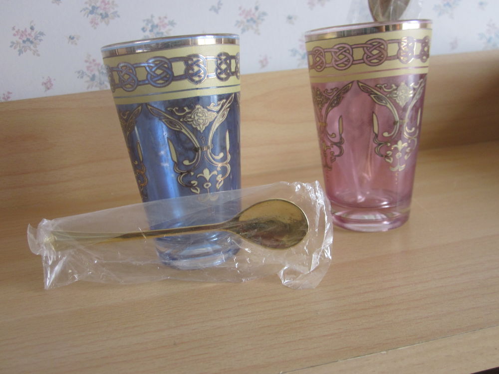 2 verres &agrave; th&eacute; Cuisine