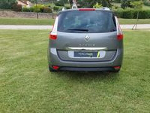 Grand Sc&eacute;nic III Grand Sc&eacute;nic dCi 110 Energy FAP eco2 Bose 7 pl 2013 occasion 38080 Saint-Marcel-Bel-Accueil