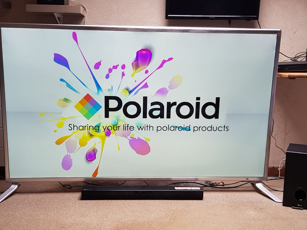 televiseur polaroid 4k 160 cm avec barre de son Photos/Video/TV