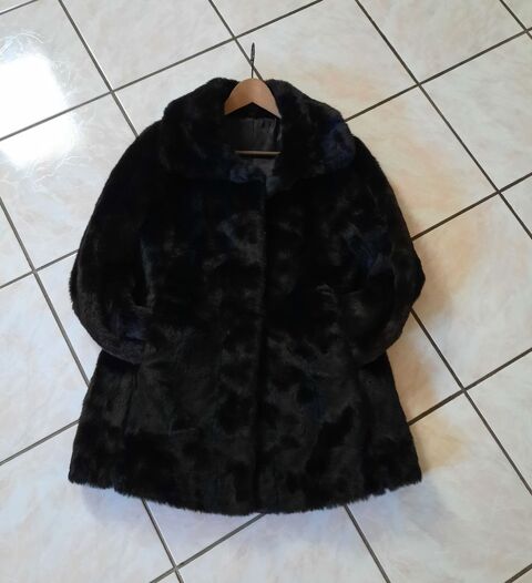 Beau manteau noir acrylique fourrure noire T 38 - 40 - NEUF 20 Domart-en-Ponthieu (80)