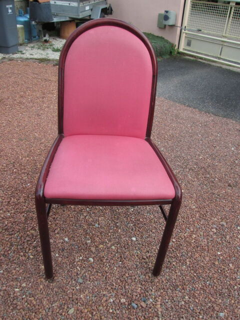 deux belles chaise Pouilly-sous-Charlieu (42)