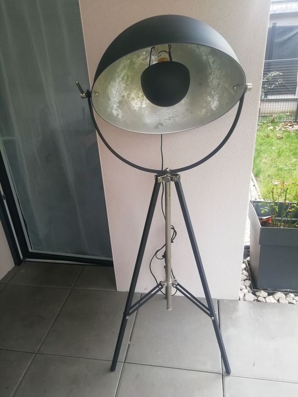 Lampadaire moviestar noir et argent en fer Meubles