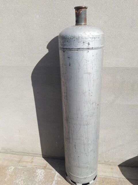 Bouteille gaz propane vide 35 kilos 8 Saint-Priest (69)