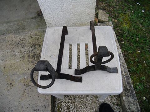 Chenets pour fue ouvert 25 Mussidan (24)