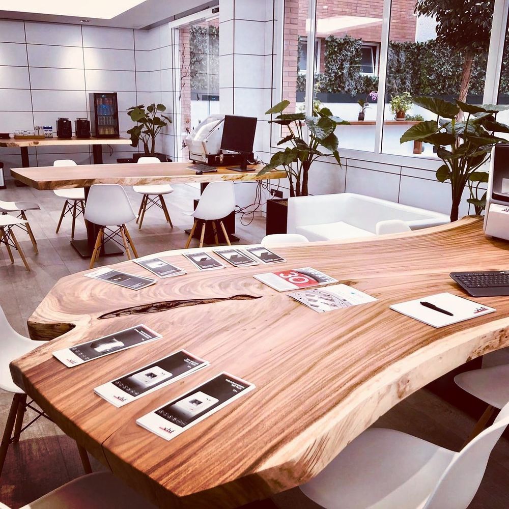 Table bois massif sur mesure Meubles