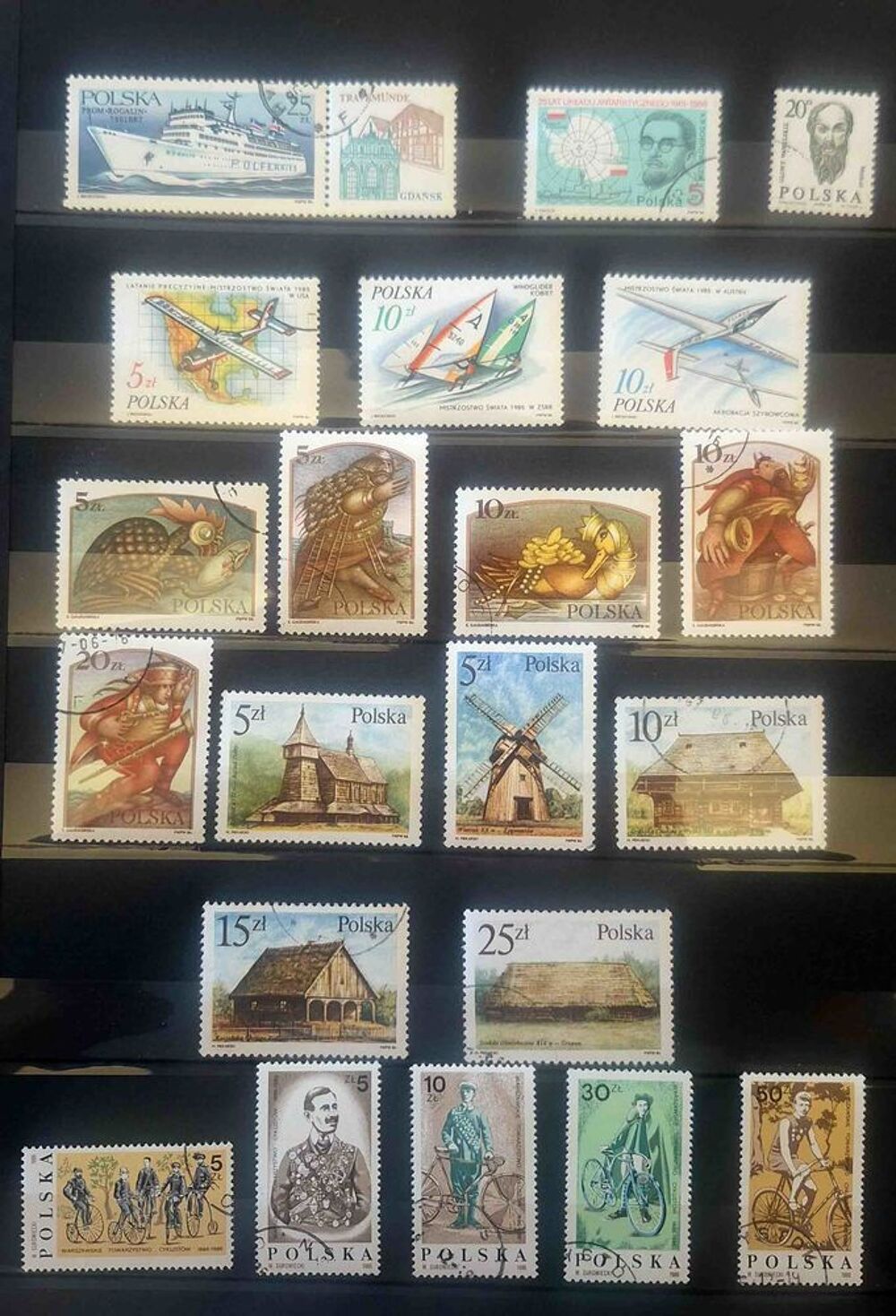 S&eacute;rie de timbres de collection de Pologne D 