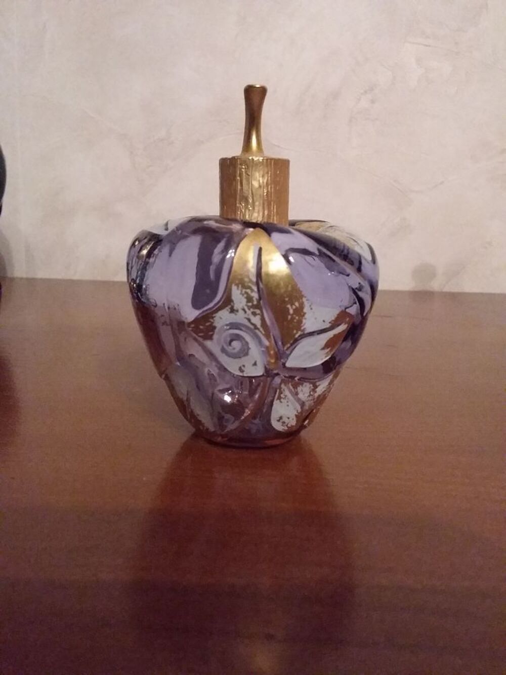 Flacons de parfums vides 