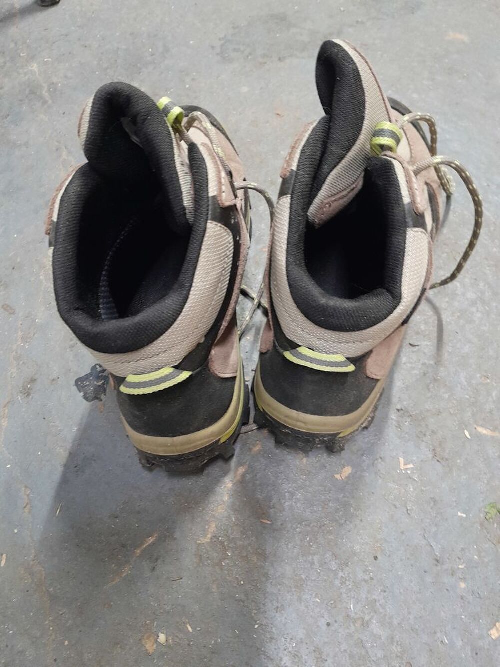 Chaussures de randonn&eacute;e Chaussures