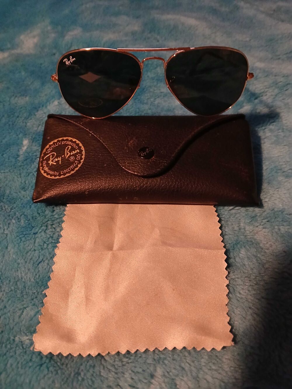 lunette Ray Ban homme tr&egrave;s peu mise Bijoux et montres