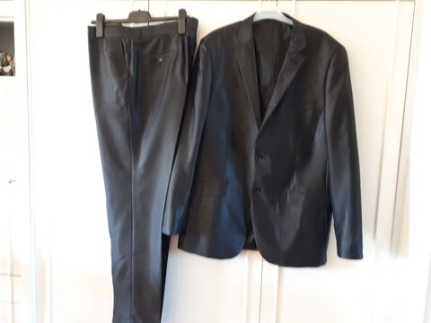Costume noir satiné MARCO BELLI  - 56/48 - EXCELLENT ÉTAT 55 Villemomble (93)