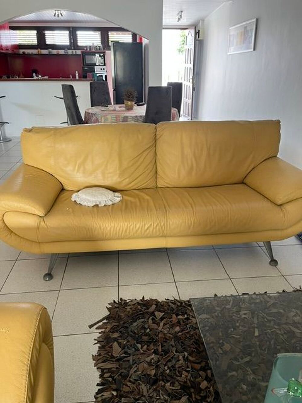 salon en cuir 3 pi&egrave;ces 1 cana 1 fauteuil 1 m&eacute;ridienne Meubles