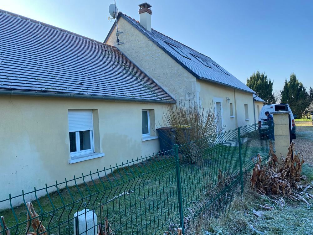 Location Maison maison T8 avec cour espace vert à Vernoil 49390 Vernoil