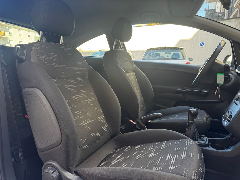 Corsa 1.4 - 100 ch Twinport Color Edition 2011 occasion 77340 Pontault-Combault