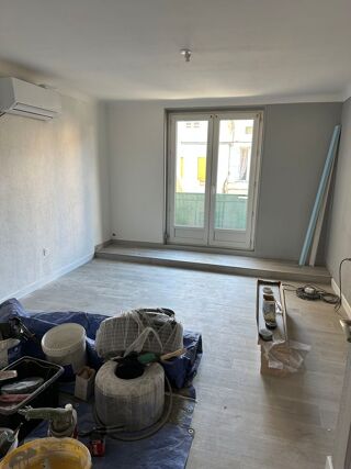  Appartement � louer 3 pi�ces 84 m� Roussillon