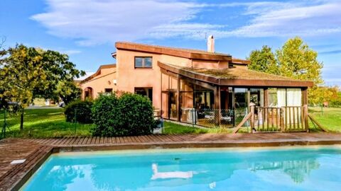   Maison architecte 250m�. Jardin 2700m�. Garage. Piscine Maison - 8 pi�ce(s) - 250 m�