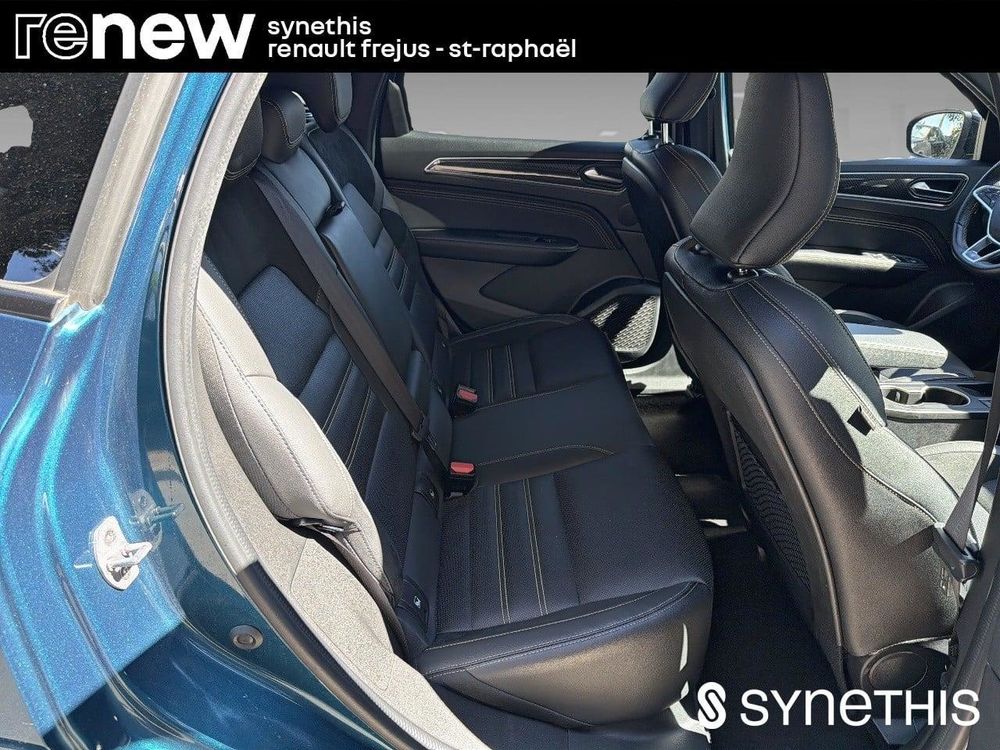 Arkana E-Tech hybride 145 - 22 Engineered 2022 occasion 83600 Fr&eacute;jus