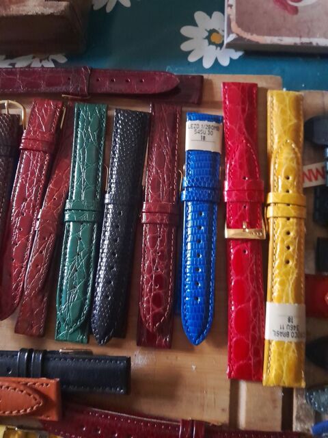 bracelet en cuire divers 0 Sainte-Livrade-sur-Lot (47)