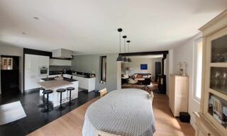  Maison  vendre 7 pices 221 m