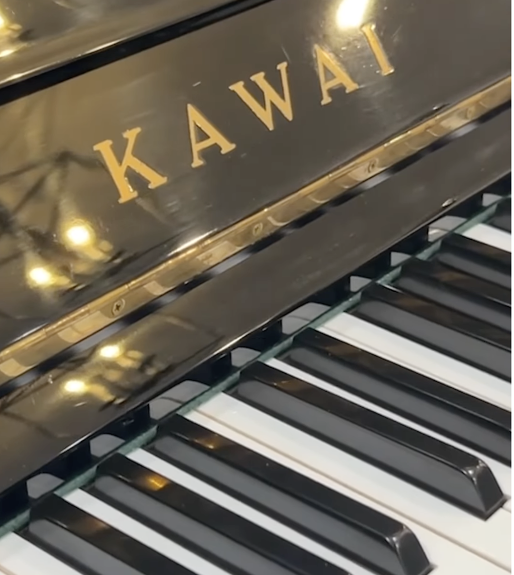 Piano droit Kawai BL-61 - 131 cm - Tr&egrave;s bon &eacute;tat Instruments de musique